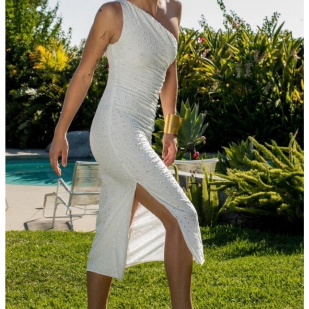 Zara White One-Shoulder Dress